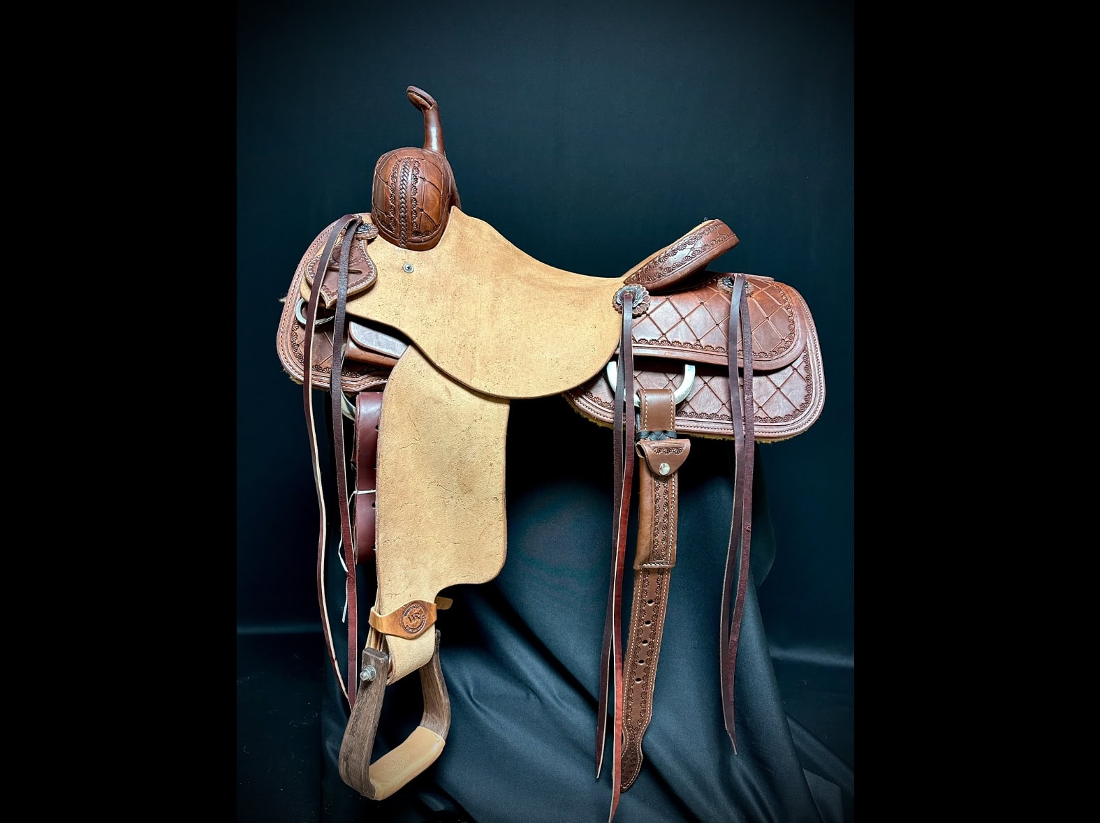 3 White Rock Cutting Saddle — custom leather saddle